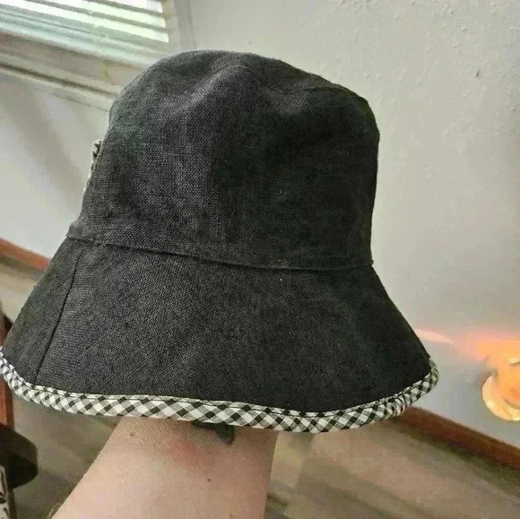Summer tompkins Beautiful hat. Black w Black & white  plaid edge. Floppy bucket - Picture 4 of 7